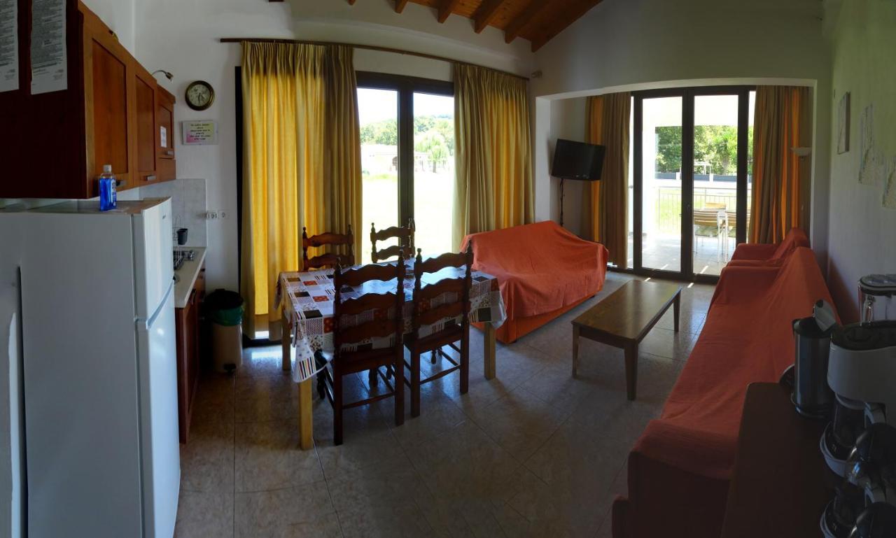 Parissis Eden Villas Skiathos Troulos Exterior photo
