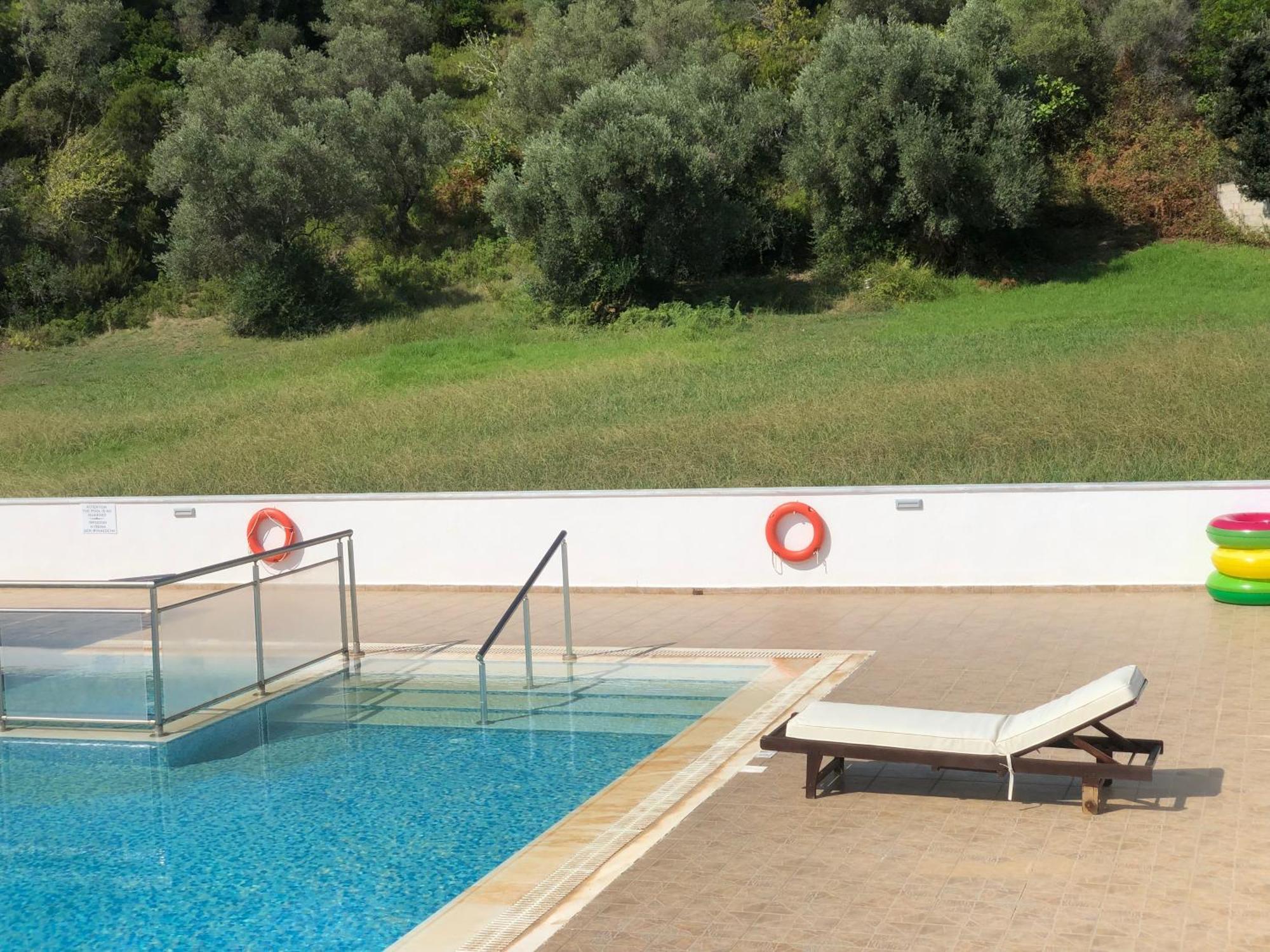 Parissis Eden Villas Skiathos Troulos Exterior photo