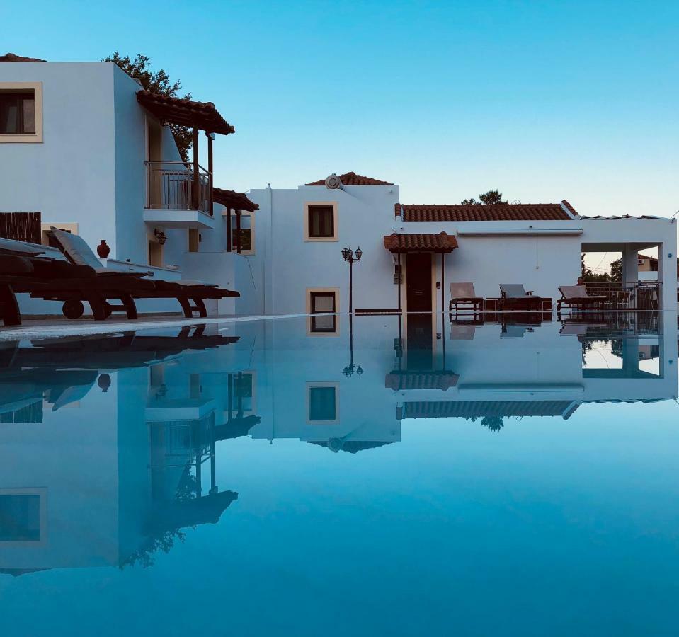 Parissis Eden Villas Skiathos Troulos Exterior photo